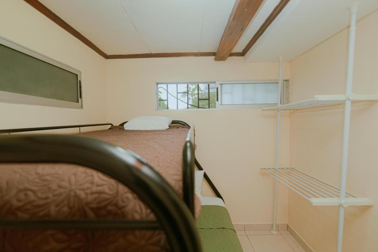 Quepos Inn المظهر الخارجي الصورة